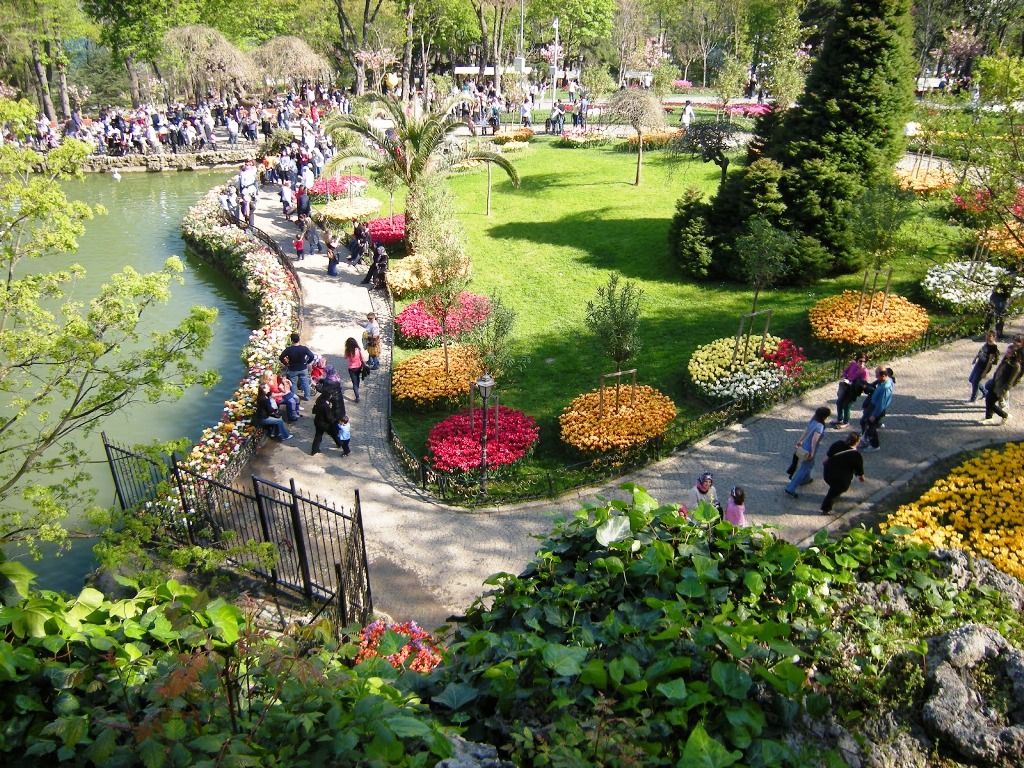 İstanbul parklarında sevgilinizle keyif zaman geçirin